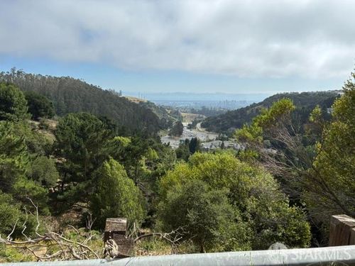 2247 Tunnel Rd, Oakland, CA, 94611-1022 | Card Image