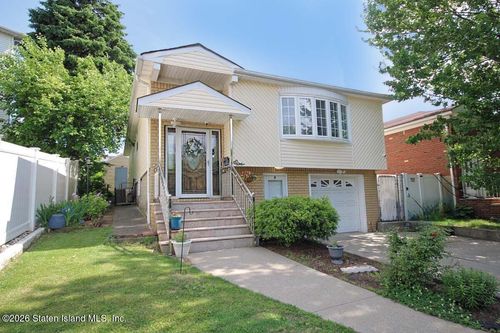 8 Poland Pl, Staten Island, NY, 10314-5403 | Card Image