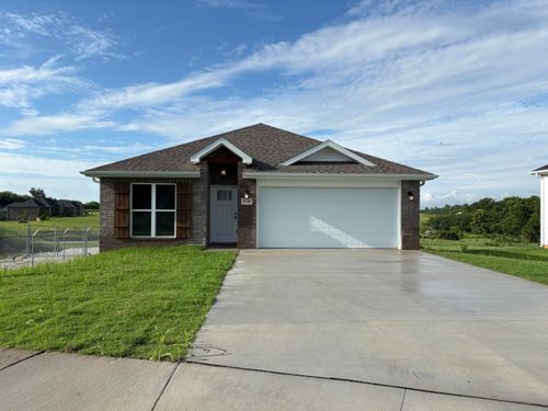 1448 E Charlton St, Republic, MO, 65738-6021 | Card Image