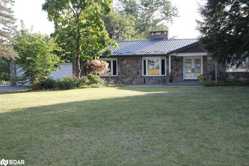 8438 9th Line, Halton Hills, ON, L0P1K0 | Card Image