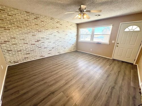 501 N Windle St, Granite, OK, 73547-9358 | Card Image