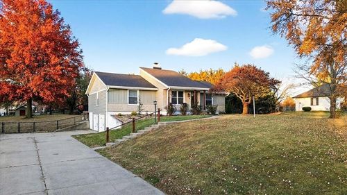 25508 E 130th Ter, Greenwood, MO, 64034-8910 | Card Image