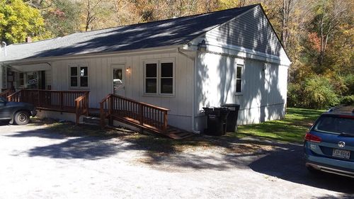 2263 Catawba Valley Dr, Catawba, VA, 24070 | Card Image