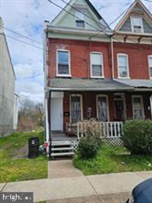 68 W End Ave, Trenton, NJ, 08618-5622 | Card Image