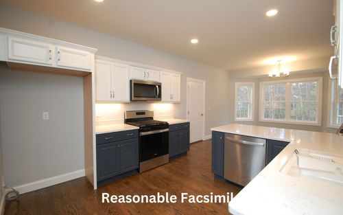 72 Lantern Ln, Sandown, NH, 03873-2363 | Card Image