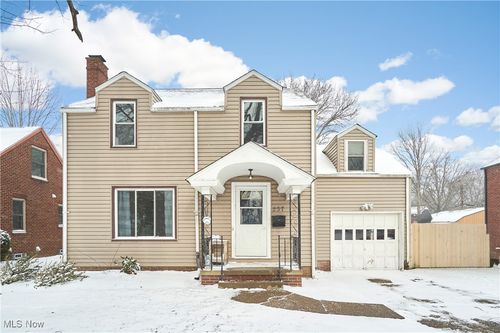 237 Orchard Hill Dr Sw, North Canton, OH, 44720-4127 | Card Image