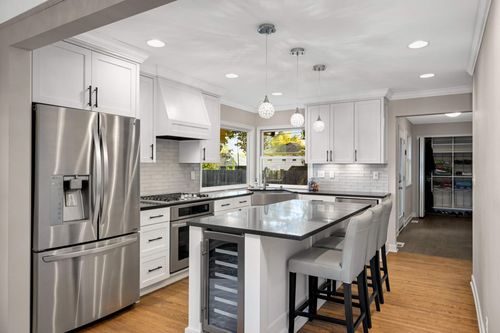 5017 Richmond Dr, Edina, MN, 55436-2432 | Card Image