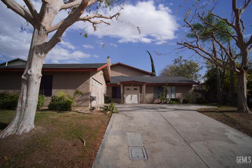 2921 La Costa Street, Bakersfield, CA, 93306 | Card Image