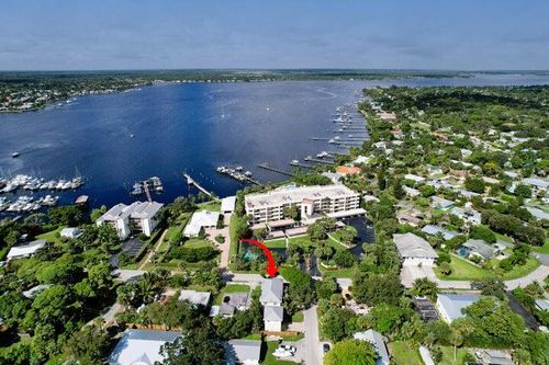 516 Nw North River Dr, Stuart, FL, 34994-1105 | Card Image