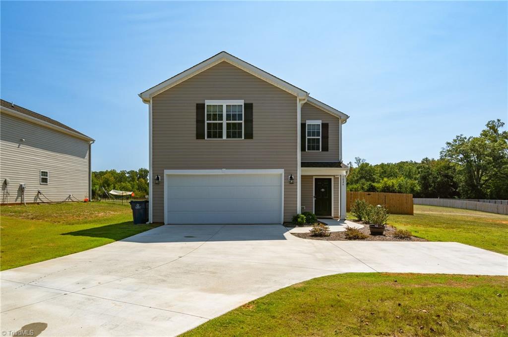 Baileys Chapel Rd, Advance, NC 27006