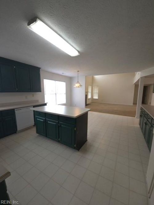 4616 Sir Gilbert Loop, Williamsburg, VA, 23185-7947 | Card Image