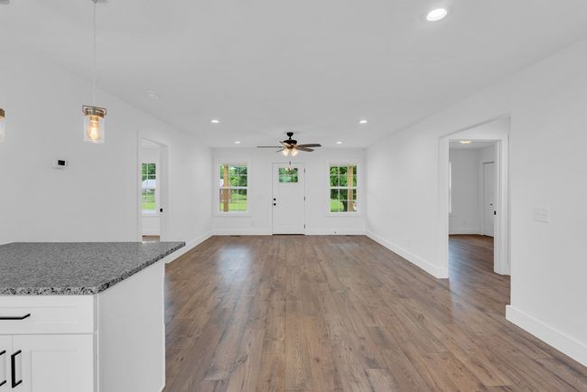 286 Wilhite St, House other with 3 bedrooms, 2 bathrooms and null parking in Doyle TN | Image 6
