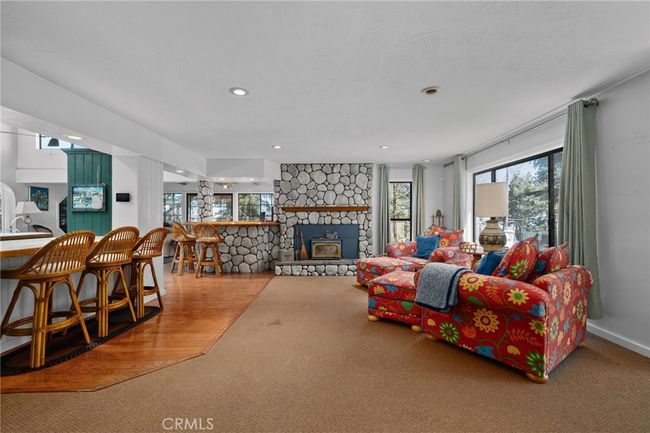 22396 Mojave River Rd, House other with 2 bedrooms, 2 bathrooms and null parking in Cedarpines Park CA | Image 10