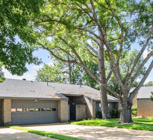 1803 Eastwood Ct, Grand Prairie, TX, 75050-1707 | Card Image