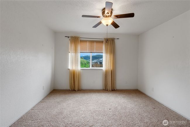 211 Blake St, House other with 4 bedrooms, 3 bathrooms and 2 parking in Enumclaw WA | Image 13