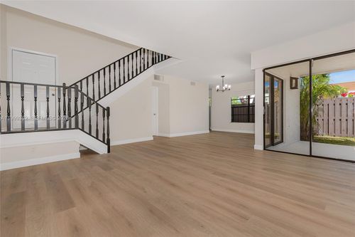 apt-2-11125 Sw 132nd Ct, Miami, FL, 33186-7950 | Card Image