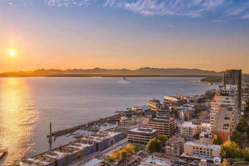 2804-1521 2nd Ave, Seattle, WA, 98101-4521 | Card Image