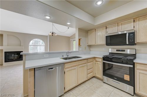 2123-7950 W Flamingo Rd, Las Vegas, NV, 89147-4200 | Card Image