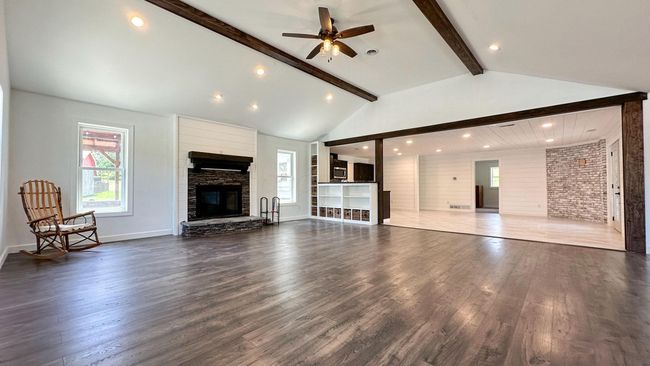 13943 State Route 278, House other with 4 bedrooms, 2 bathrooms and null parking in Logan OH | Image 12