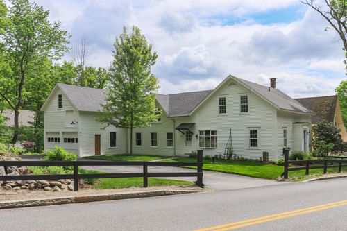 10 Old Coach Rd, New Boston, NH, 03070-3915 | Card Image