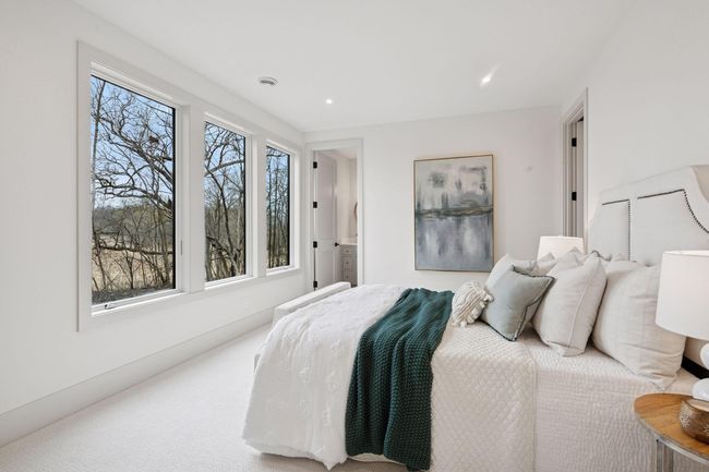 Lower Level Ensuite | Image 61