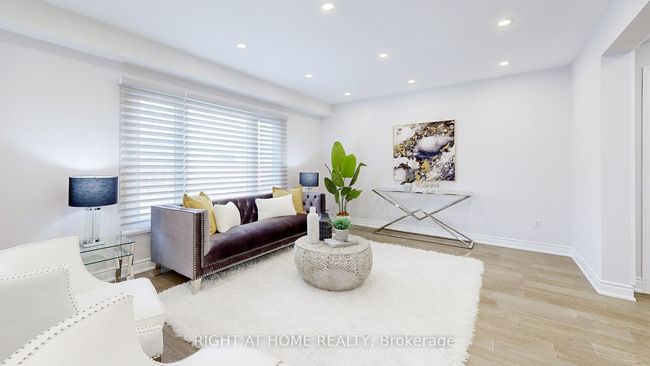 28 Beaton Ave, House other with 6 bedrooms, 4 bathrooms and 4 parking in Maple ON | Image 6