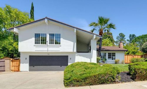 726 Sylvaner Dr, Pleasanton, CA, 94566-6957 | Card Image
