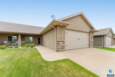 5405 Westwind Ave, House other with 2 bedrooms, 1 bathrooms and null parking in Sioux Falls SD | Image 2