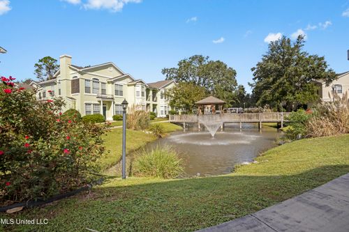 205-2252 Beach Dr, Gulfport, MS, 39507-1655 | Card Image