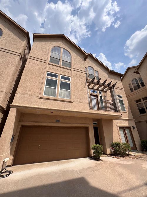 apt-b-2121 Harold St, Houston, TX, 77098-1468 | Card Image