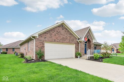 5707 Kensington Blvd, Plainfield, IN, 46168-7552 | Card Image