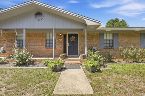 3945 Painter Branch Rd, Crestview, FL, 32539-9779 | Card Image