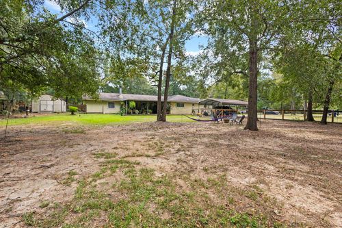 330 Hillcrest St, Lumberton, TX, 77657-9528 | Card Image