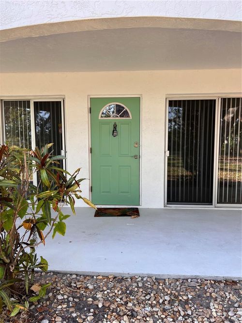 apt-d3-4035 S School Ave, SARASOTA, FL, 34231-4550 | Card Image