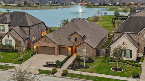 2010 Big Creek Way, Missouri City, TX, 77459-2070 | Card Image