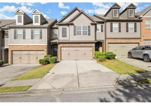 2304 Oakton Pl Se, Smyrna, GA, 30082-5255 | Card Image