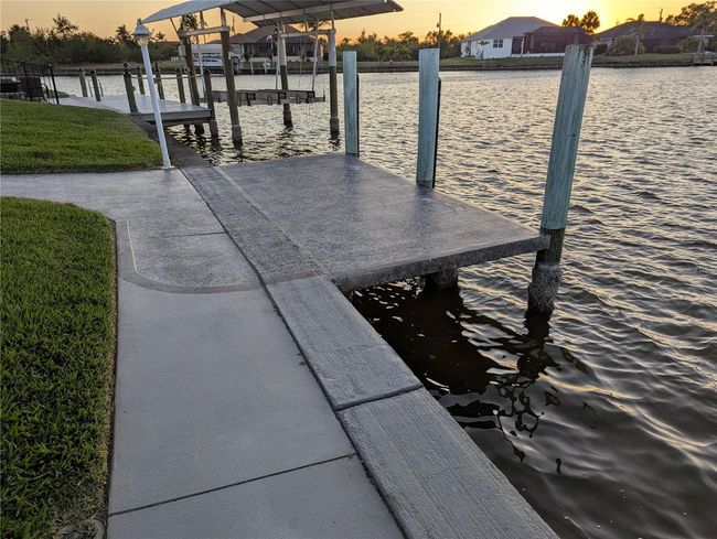 15490 Seafoam Cir, House other with 3 bedrooms, 3 bathrooms and null parking in PORT CHARLOTTE FL | Image 10