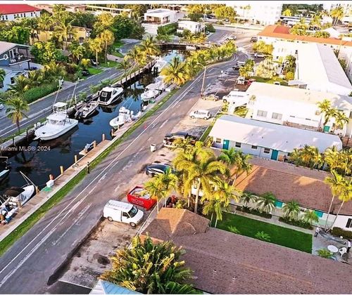 2-3208 Canal Dr, Pompano Beach, FL, 33062-3345 | Card Image