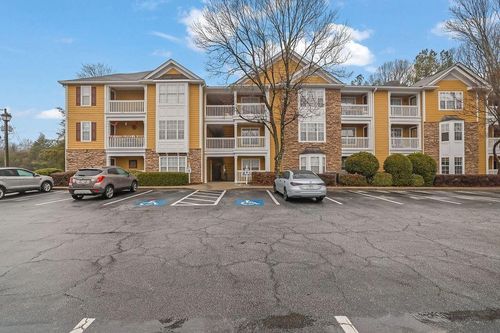 533 Bentley Pl, Tucker, GA, 30084-2182 | Card Image