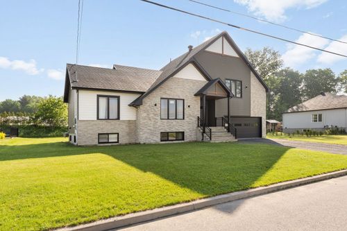 17880 Rue Roy, Bécancour, QC, G9H0X5 | Card Image