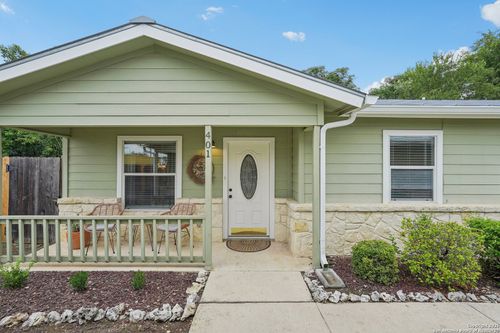 apt-401-121 S Plant Ave, Boerne, TX, 78006-2121 | Card Image