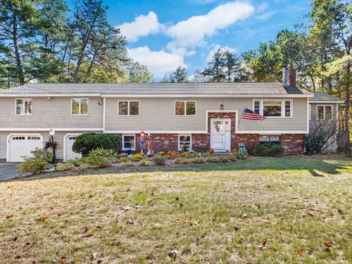 29 East St, Pepperell, MA, 01463-1702 | Card Image