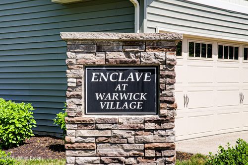 413 Railway Dr, Lyndon, KY, 40222-3705 | Card Image