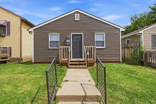628 Reynolds Ave, Columbus, OH, 43201-3741 | Card Image