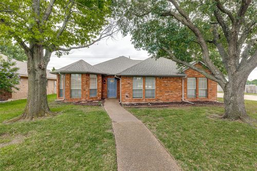 411 Vicki Ln, Wylie, TX, 75098-4567 | Card Image