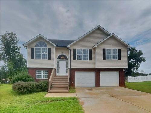 109 Massey Ln, Locust Grove, GA, 30248-4432 | Card Image