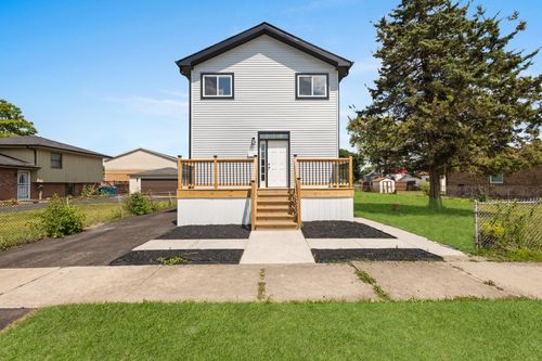 15355 7th Ave, Phoenix, IL, 60426-2520 | Card Image