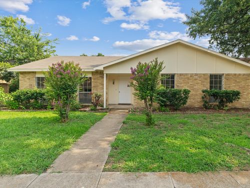 1926 Rambling Ridge Ln, Carrollton, TX, 75007-3154 | Card Image