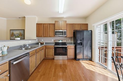 903 Straywhite Ave, Apex, NC, 27539-9020 | Card Image