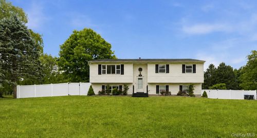 11 Chandler Drive, Chester Town, NY, 10918 | Card Image